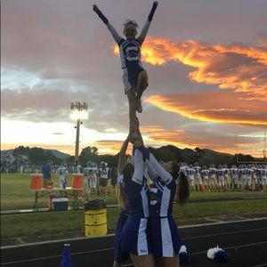 Meet your Posher, Robin